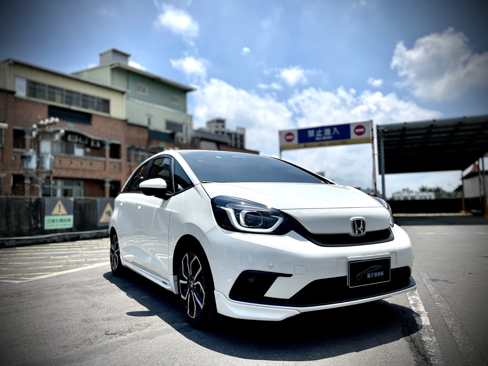 2021 Honda FIT Photo 2