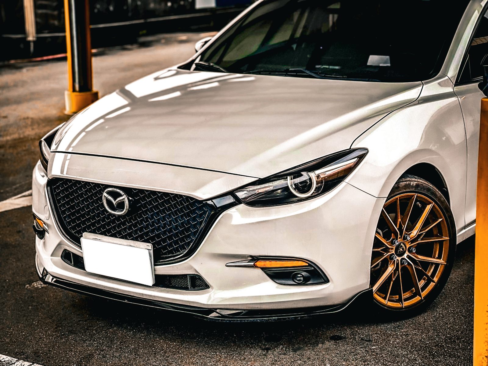 2017 Mazda 3 Photo 3