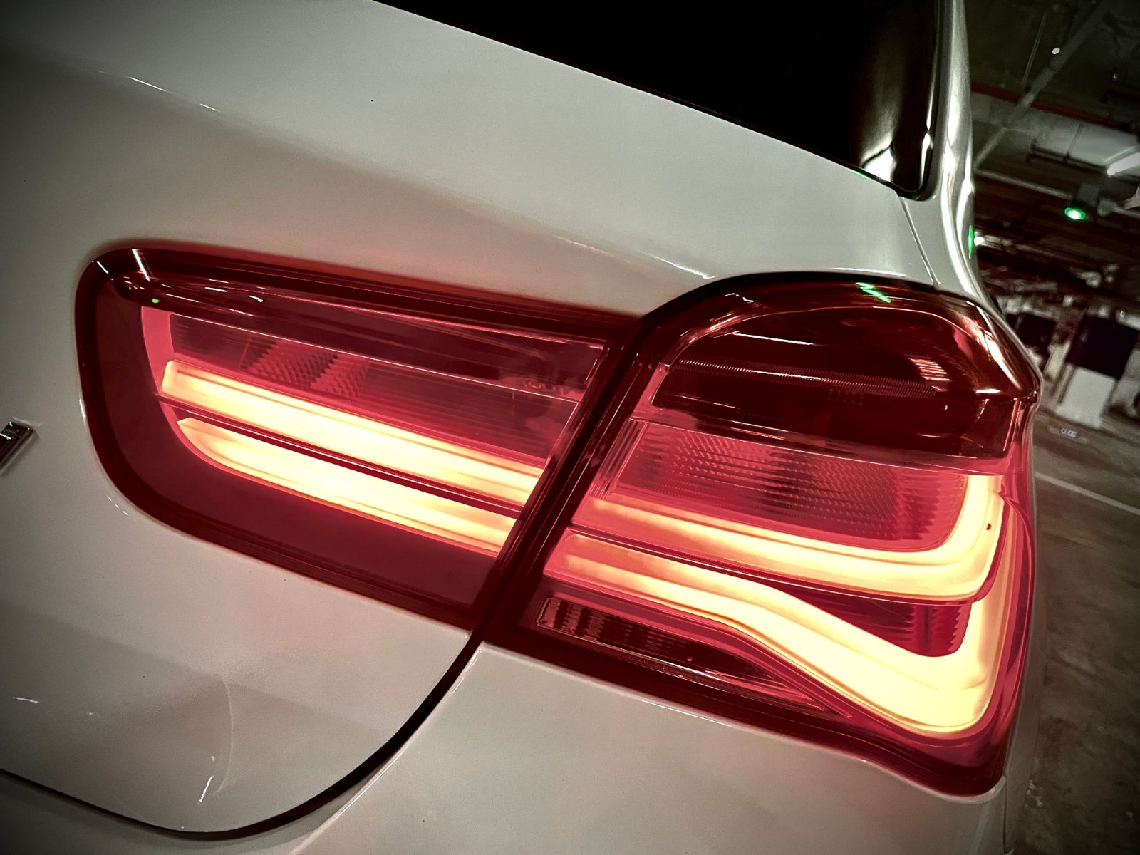 2016 BMW 118i 1 Series Photo 7