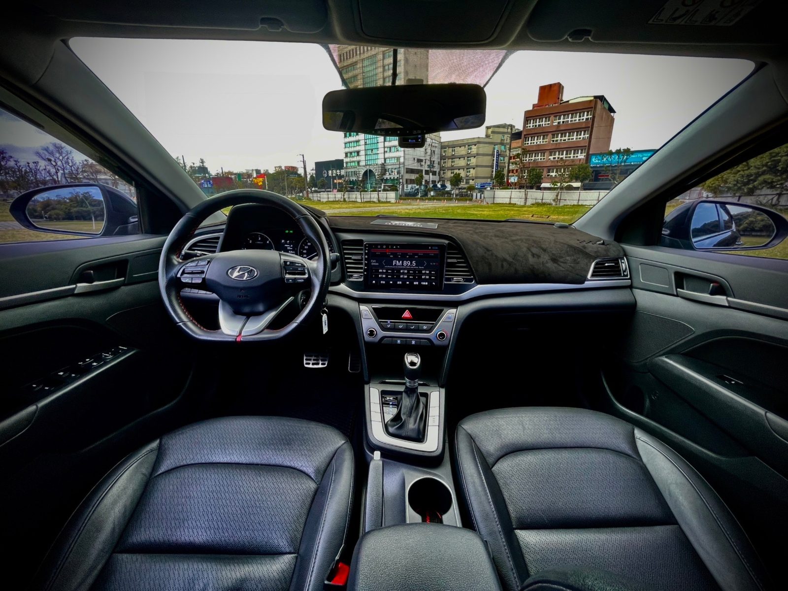 2017 Hyundai Elantra 1.6 Photo 8