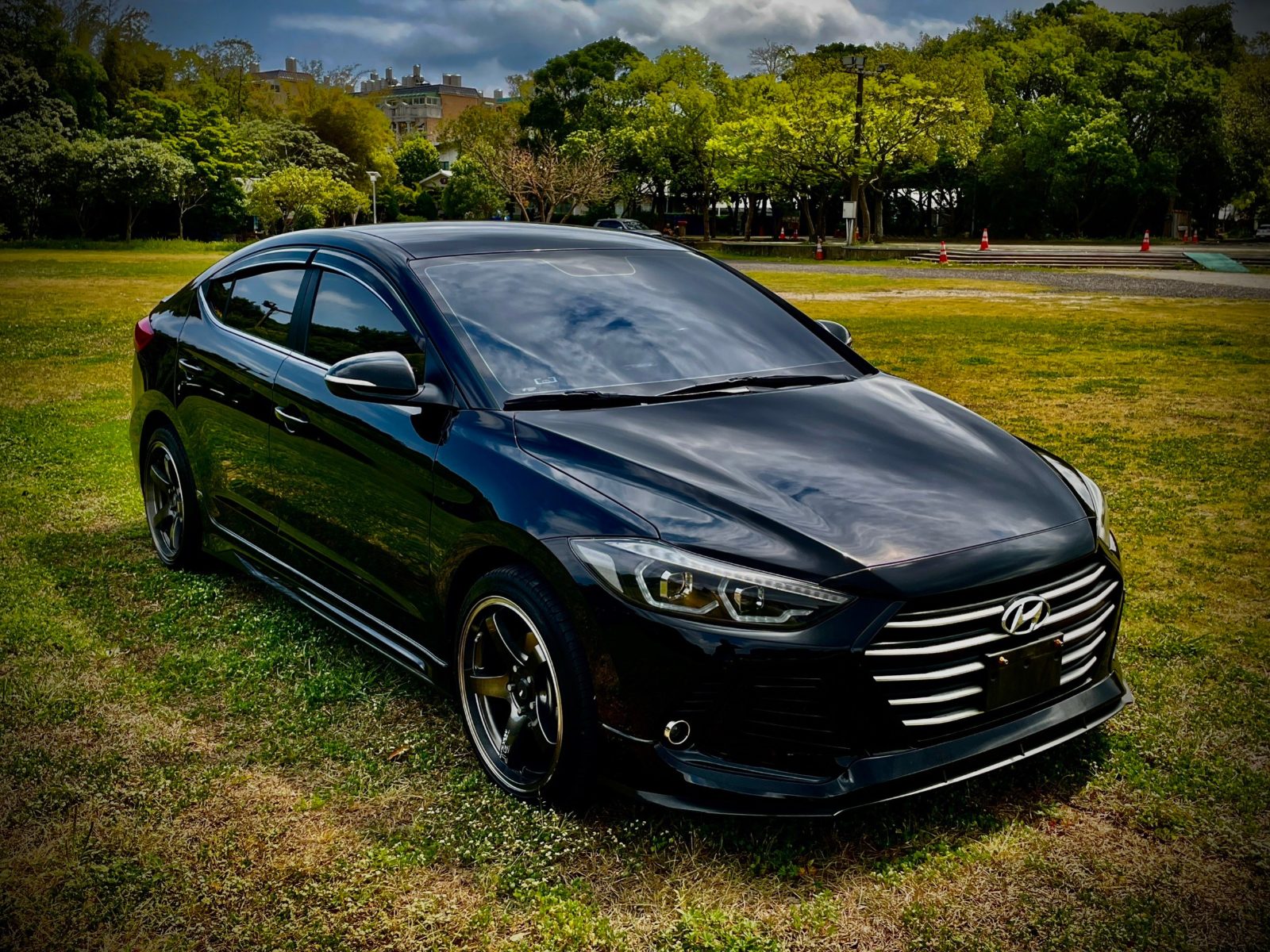 2017 Hyundai Elantra 1.6 Photo 4