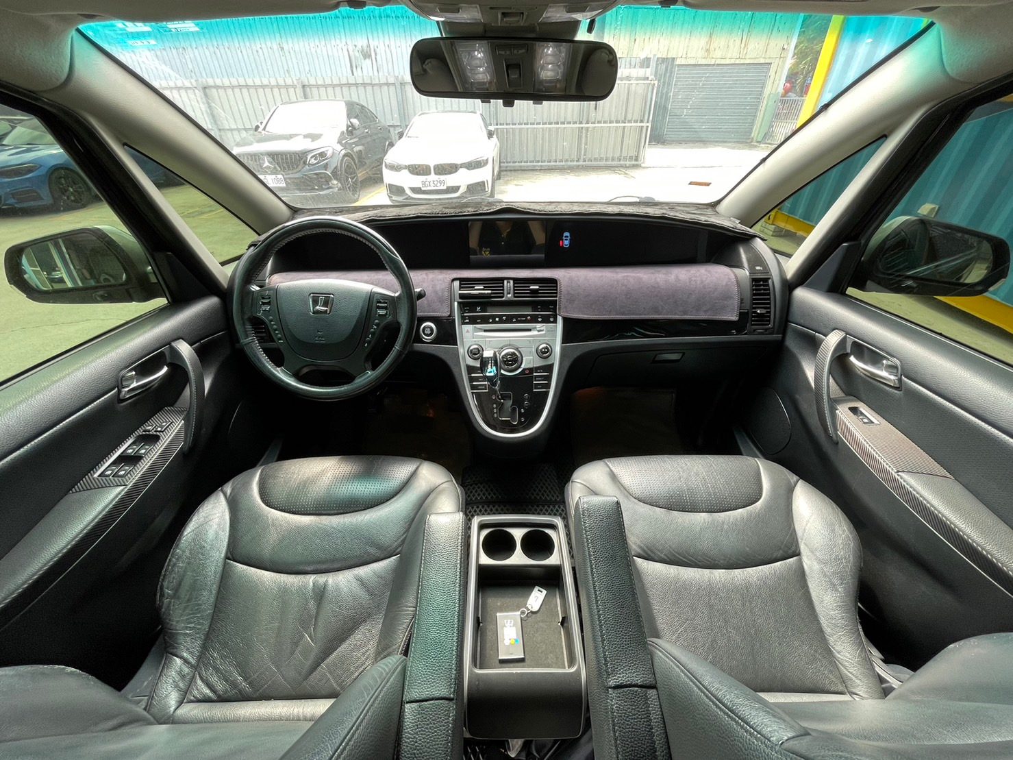 2011 Luxgen M7 2.2 Photo 5