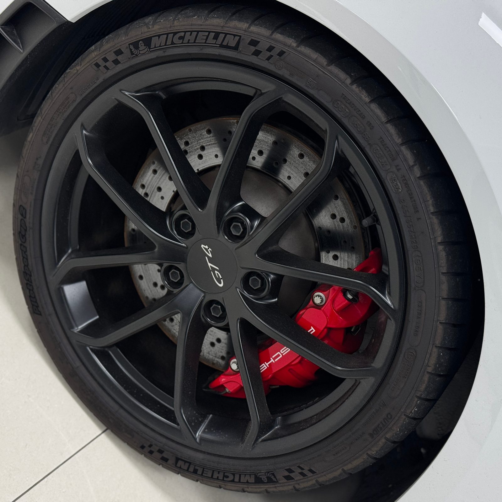2023年 Porsche 718 Cayman GT4 總代理 照片 9
