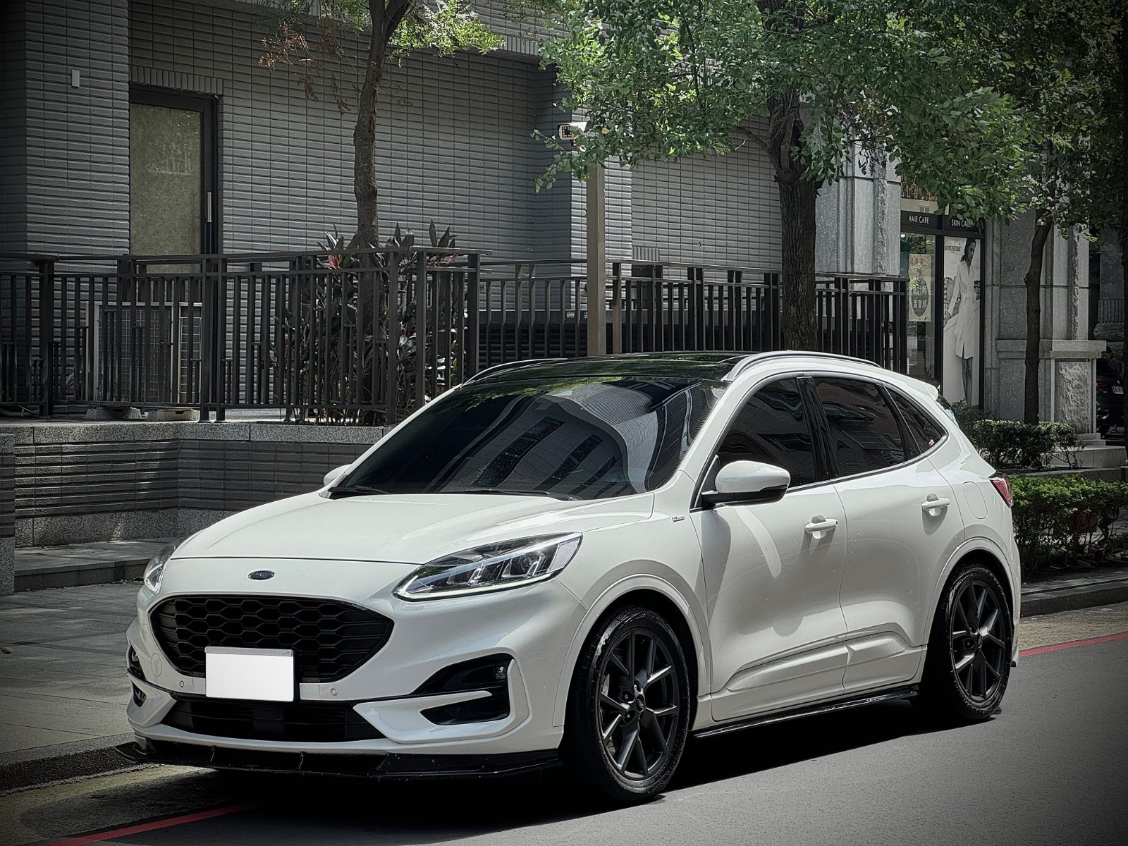 2021 Ford Kuga STLine Photo 2