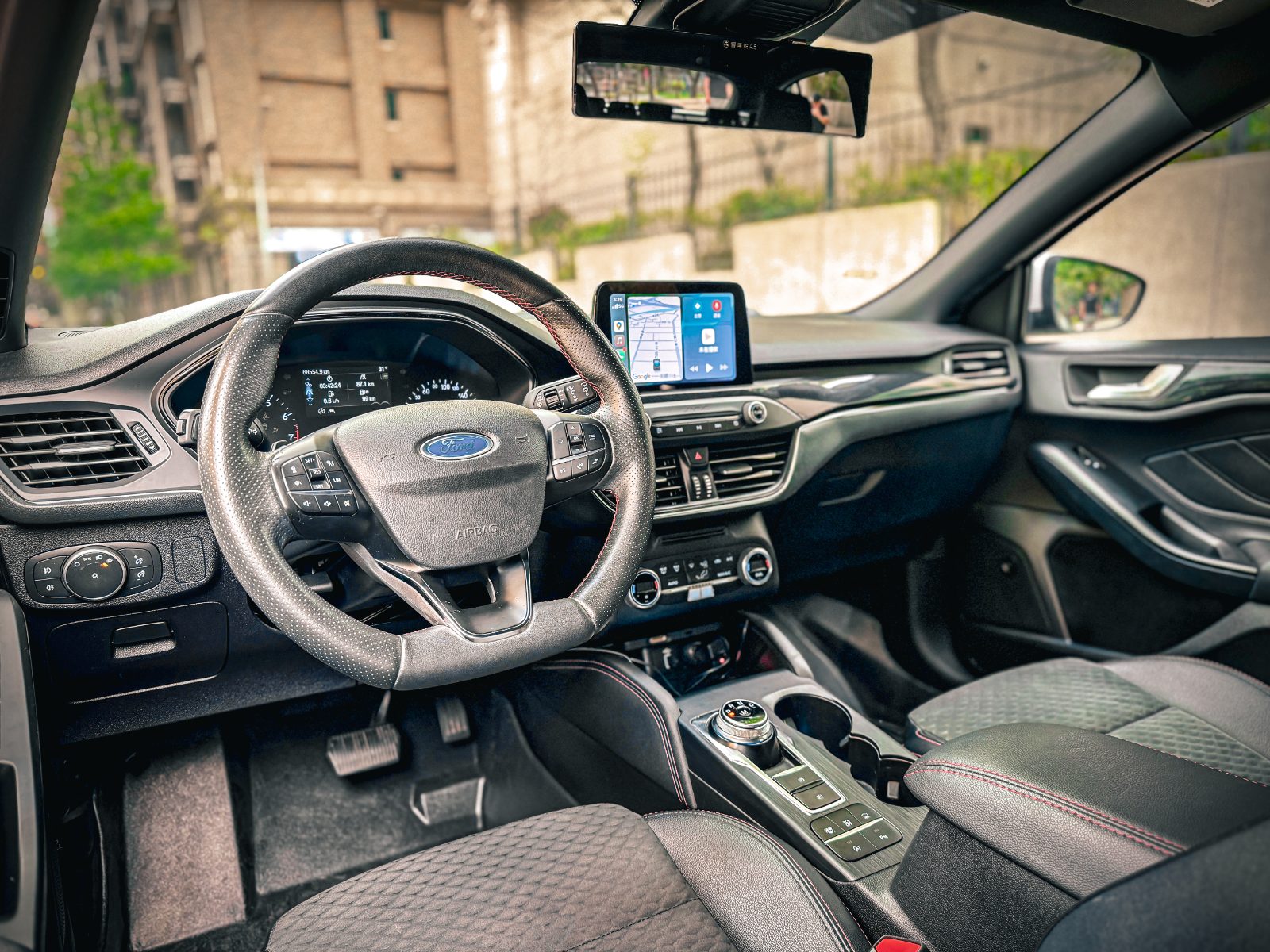 2020 Ford Focus Photo 9