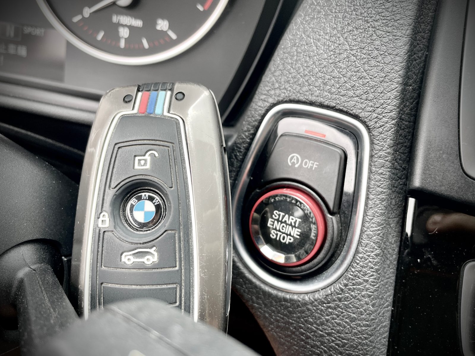 2015 BMW 220i M-Sport 照片 12