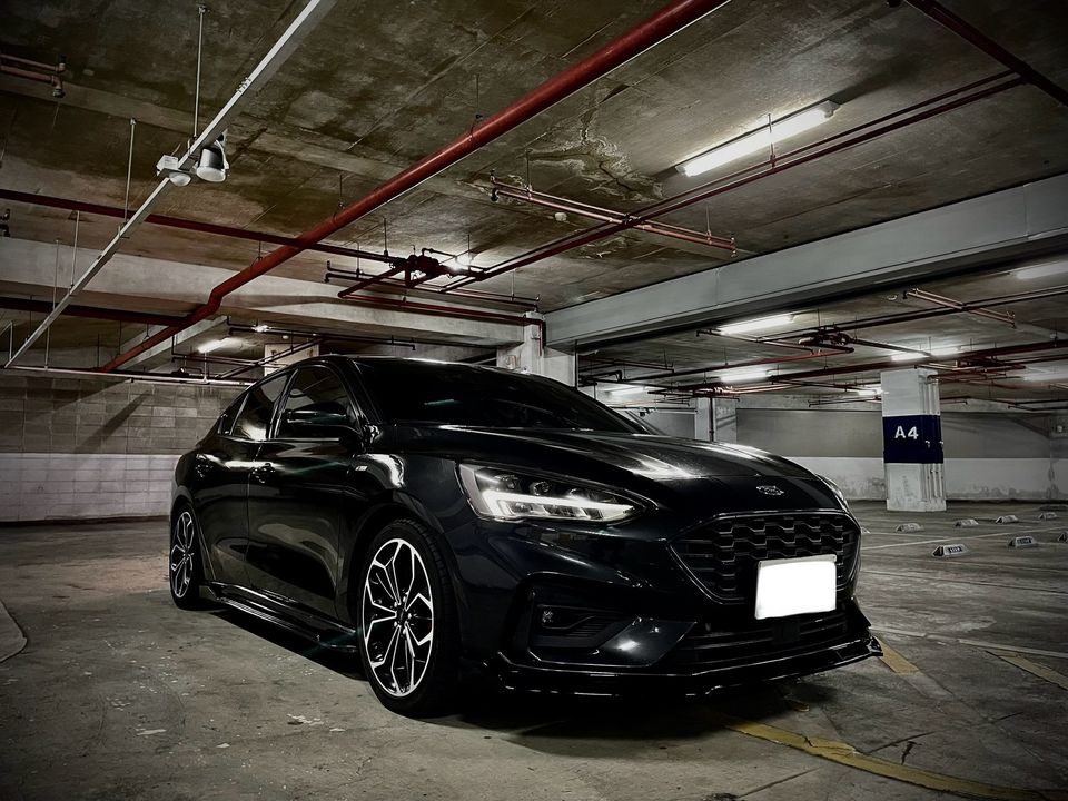 2021 Ford Focus Lommel 4 Photo 2
