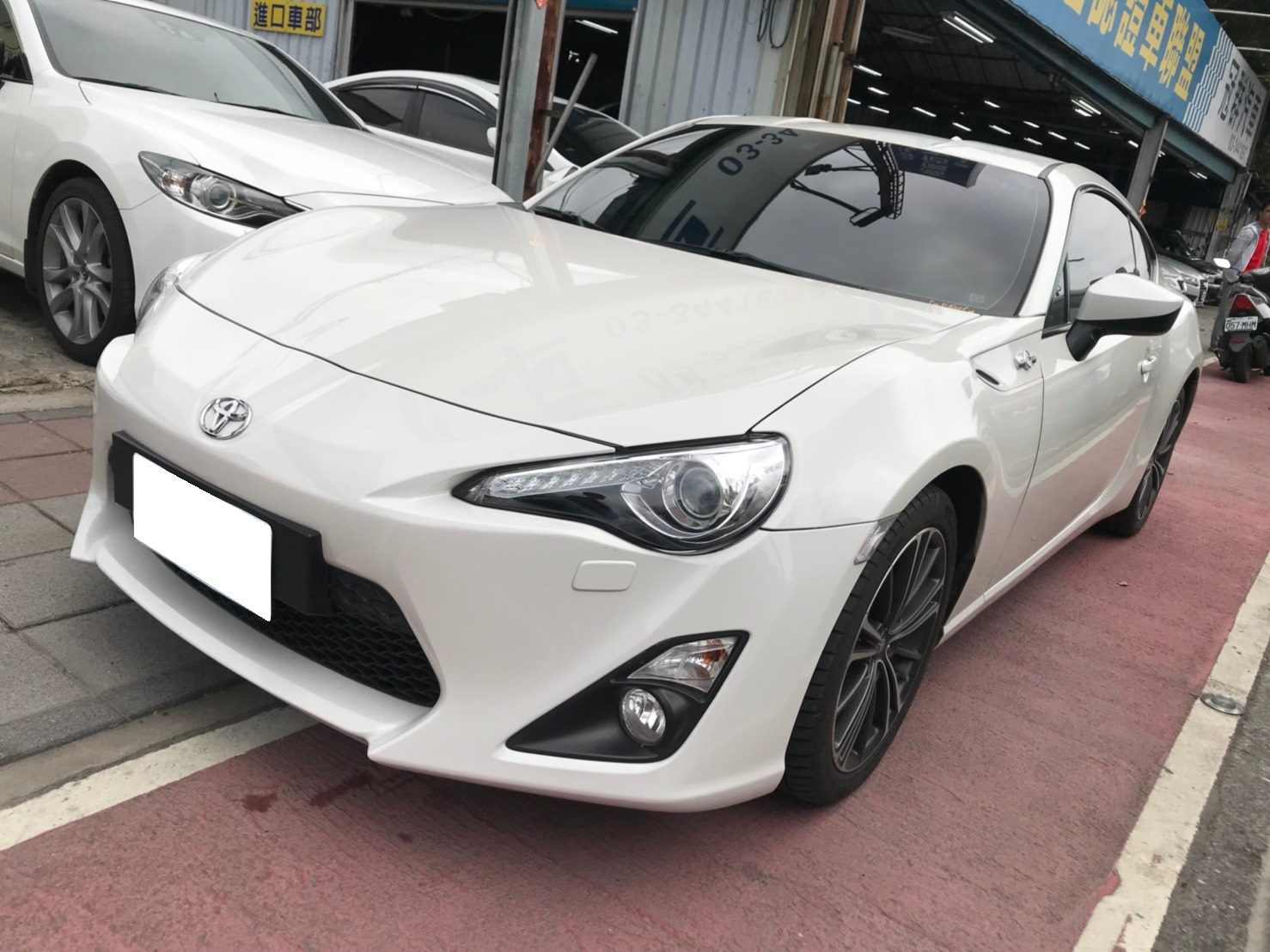 2014 Toyota AE86 2.0L Photo 1