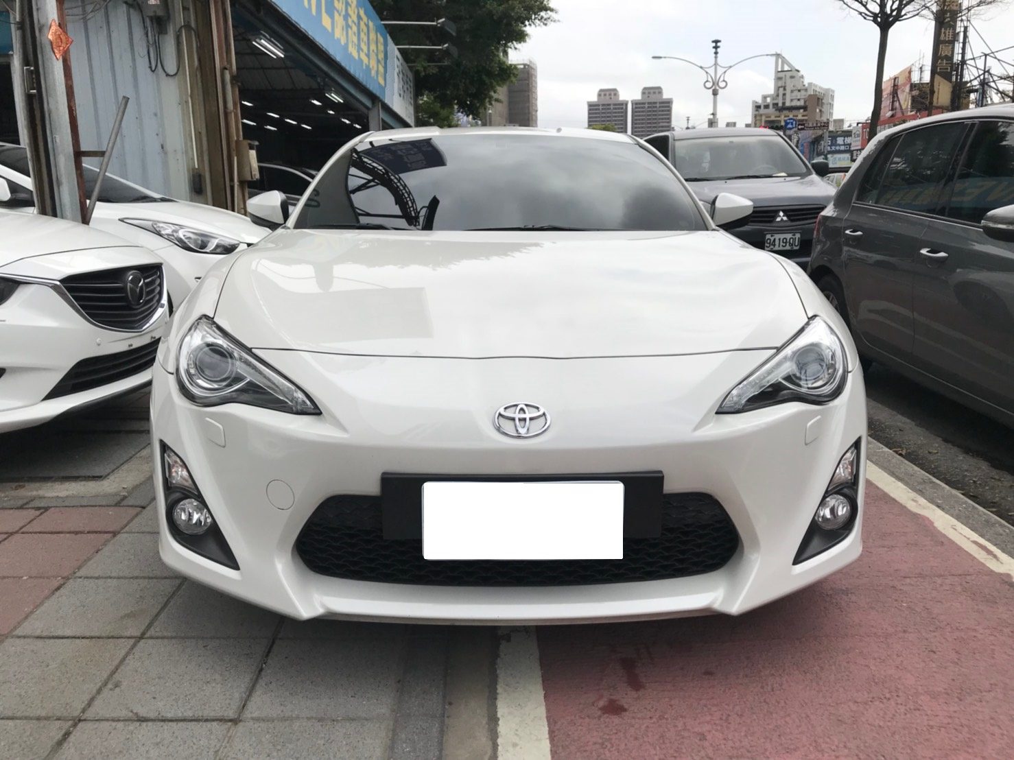 2014 Toyota AE86 2.0L Photo 2