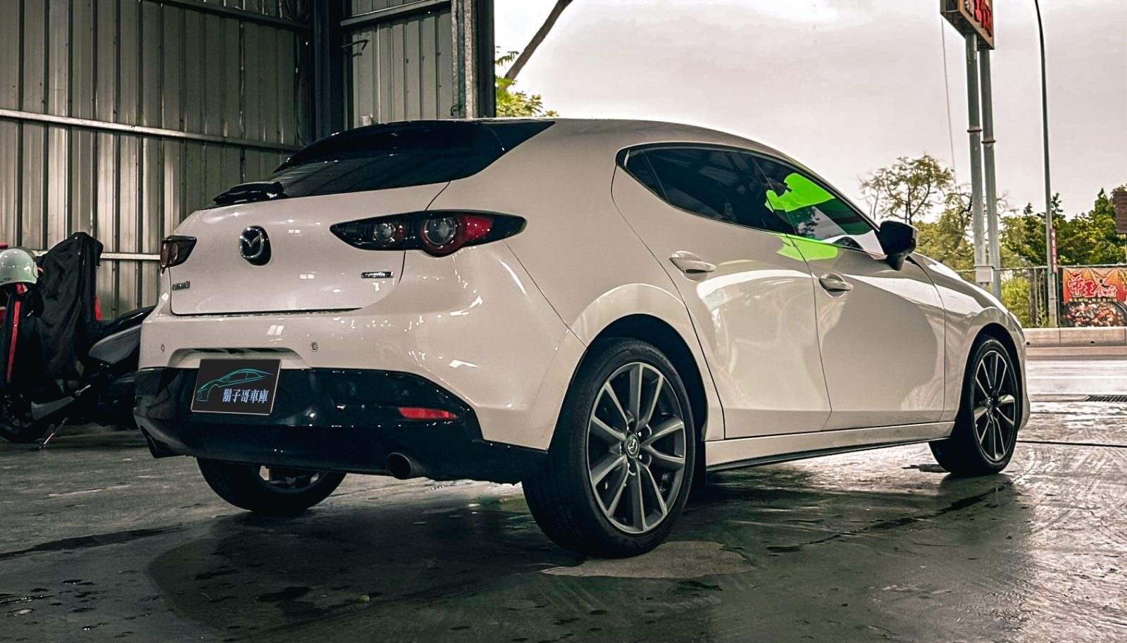 2023 Mazda 3 BOSE Photo 3