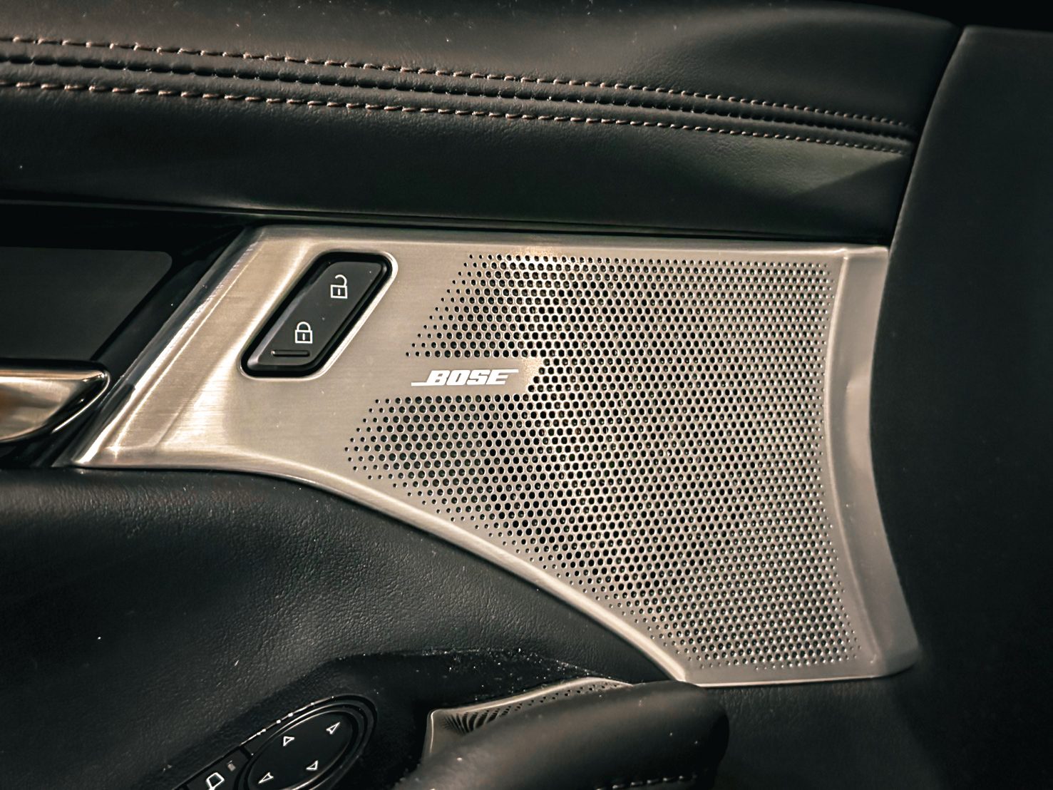 2023 Mazda 3 BOSE Photo 9