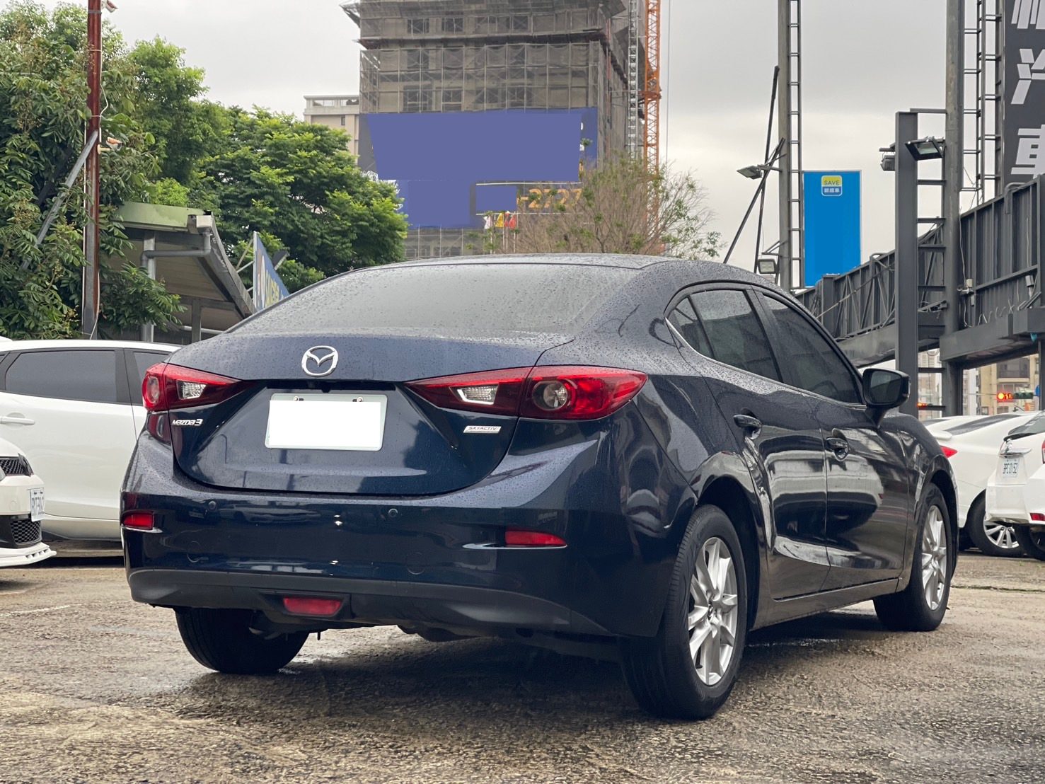 2018 Mazda 3 2.0 Photo 4