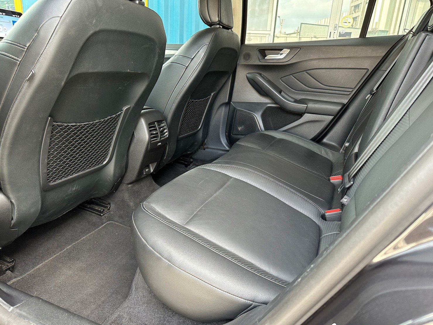 2019 Ford Focus 1.5 4D Photo 5