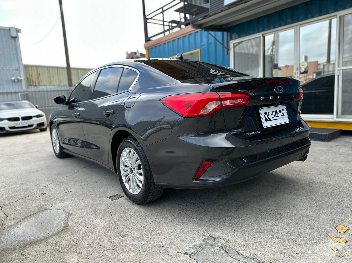 2019 Ford Focus 1.5 4D Photo 3