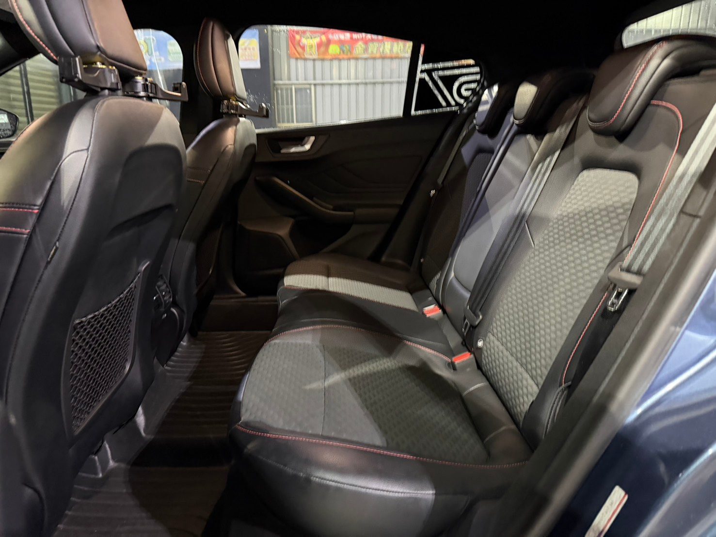2020 Ford Focus St-Line ST Photo 7
