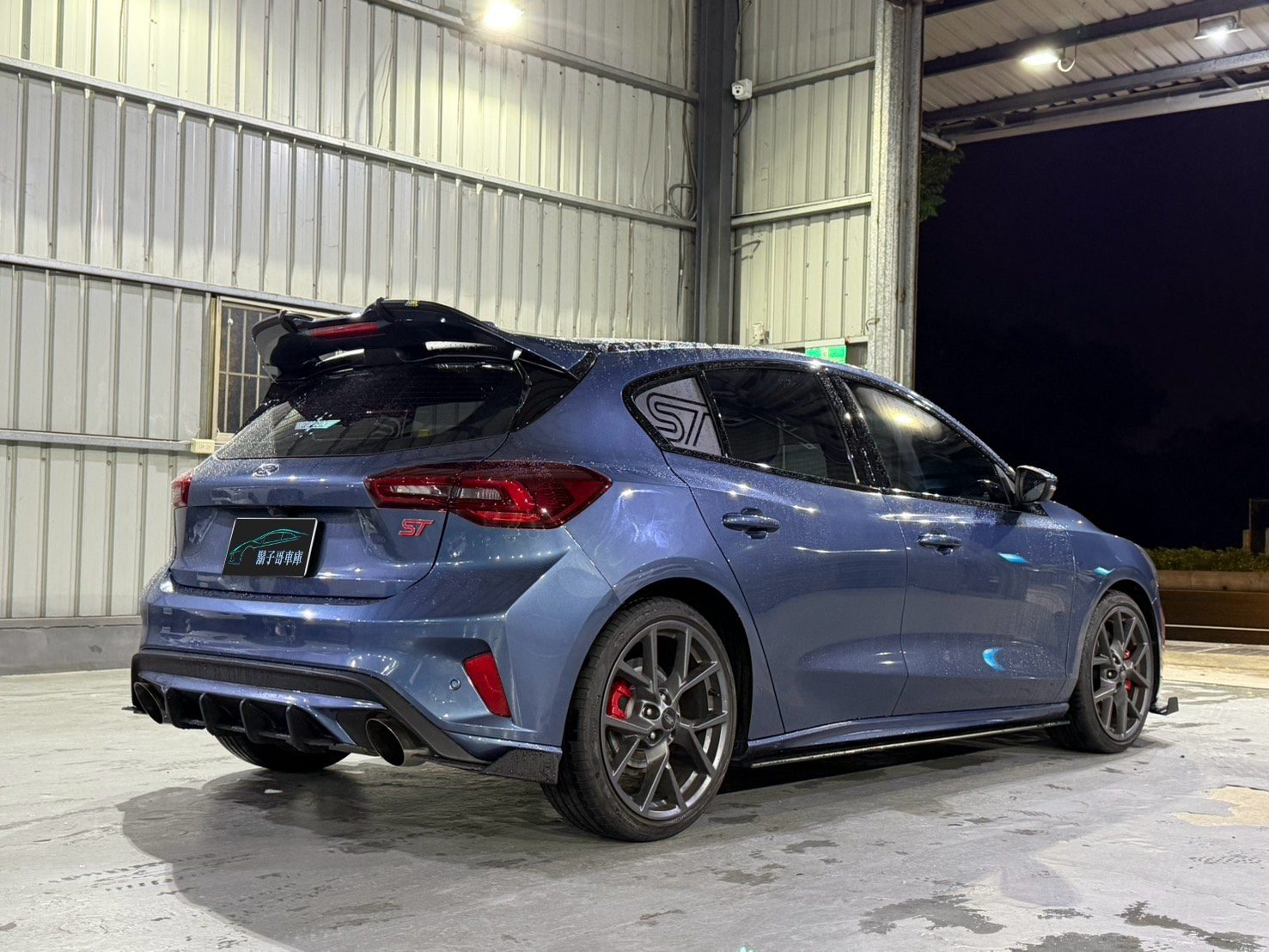 2020 Ford Focus St-Line ST Photo 3