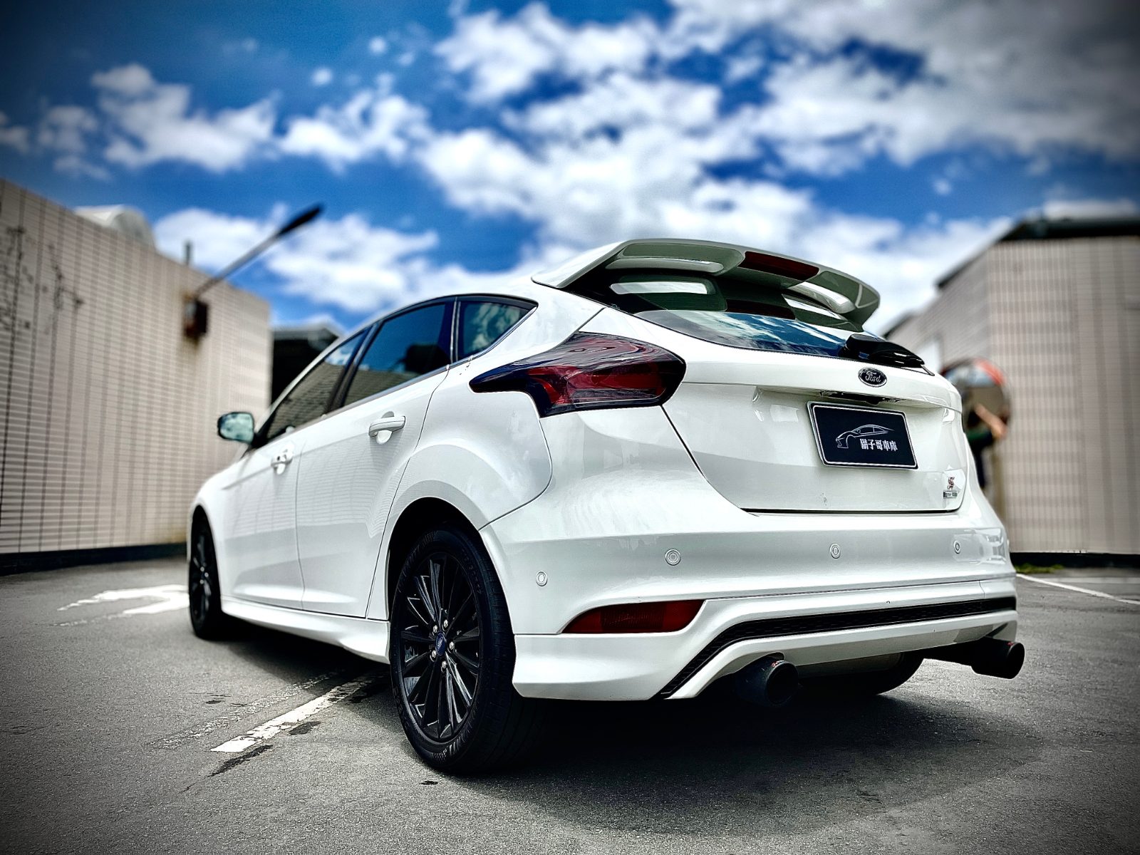 2016 Ford Focus ST 1.5 Photo 4
