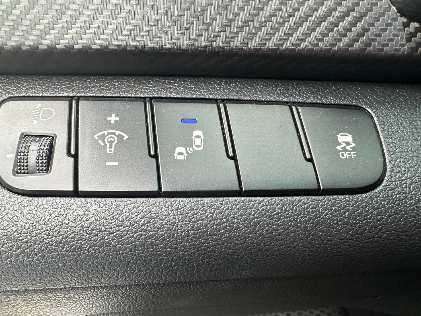 2019 Hyundai Elantra Sport Photo 5