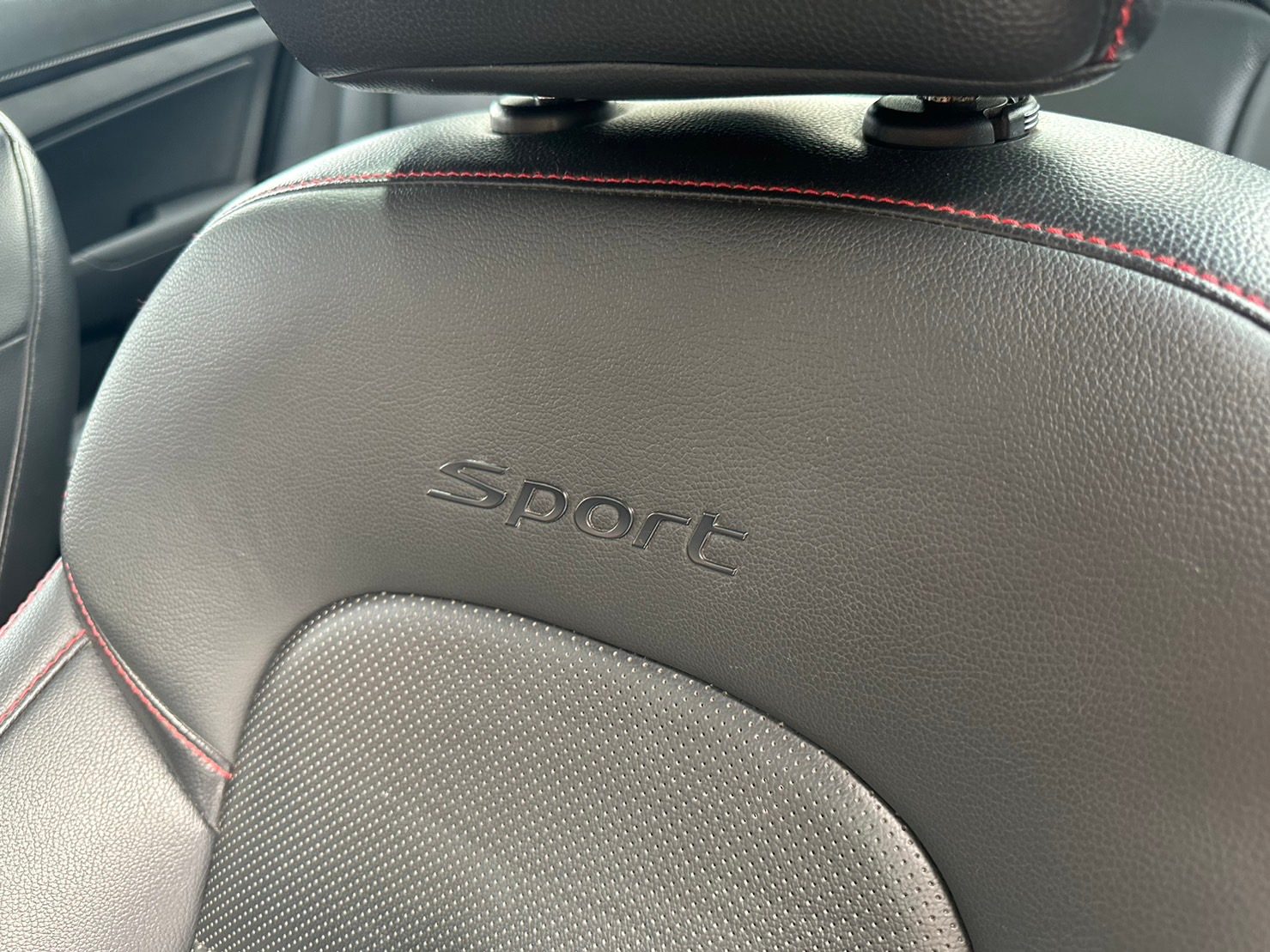 2019 Hyundai Elantra Sport Photo 10
